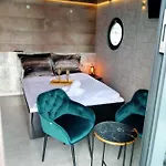 Hausboot - Na Wodzie - Houseboat Porta Mare - Odradream Szczecin
