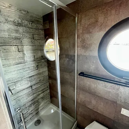 Apartmán Hausboot - Na Wodzie - Houseboat Porta Mare - Odradream Štetín