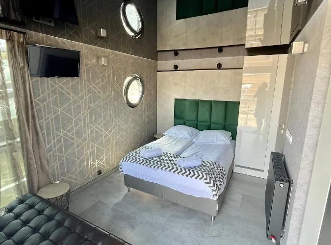 Hausboot - Na Wodzie - Houseboat Porta Mare - Odradream