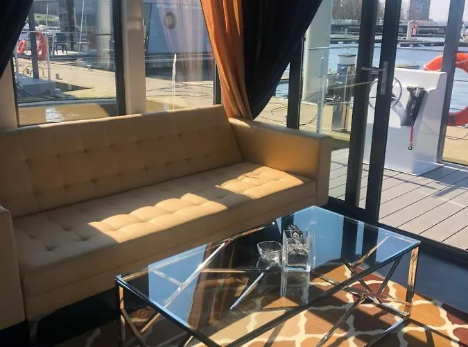 Διαμέρισμα Hausboot - Na Wodzie - Houseboat Porta Mare - Odradream Στσέτσιν